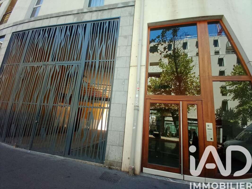 Photo 8 - Appartement à MARSEILLE-1E