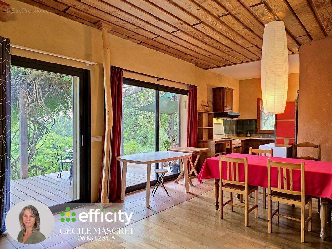 Maison 82 m² à Payzac  - photo 4