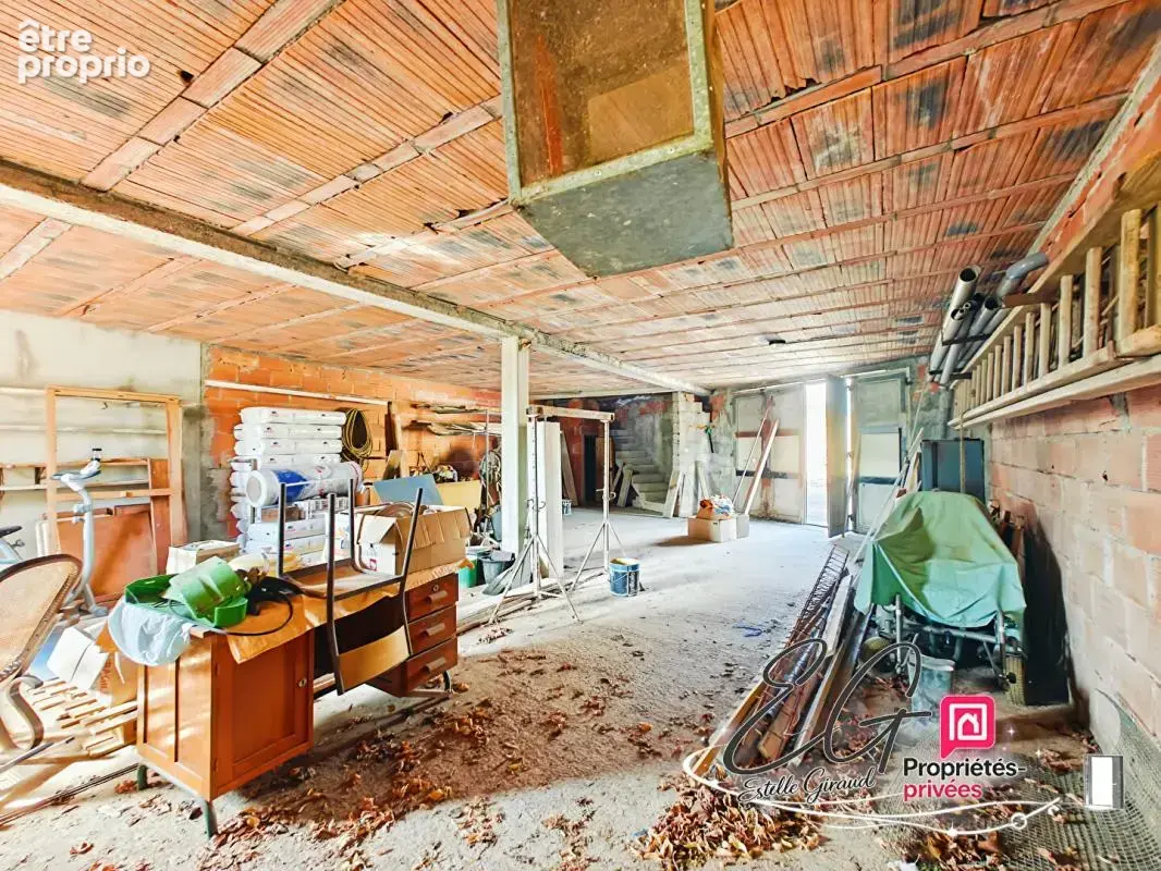 Maison de maître en pierre, 6 chambres, grand terrain et dépendances - photo 17