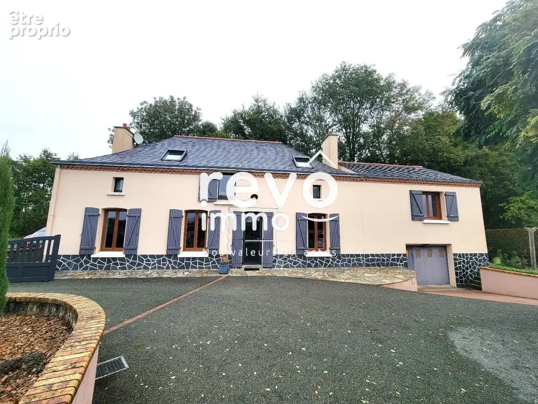 Longère rénovée avec charme et goût  Valanjou - photo 12