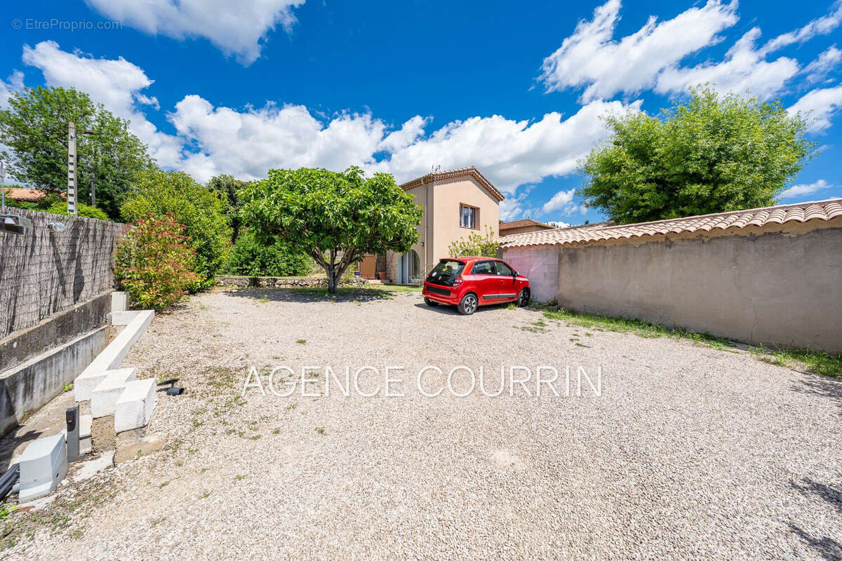 Maison à GRASSE