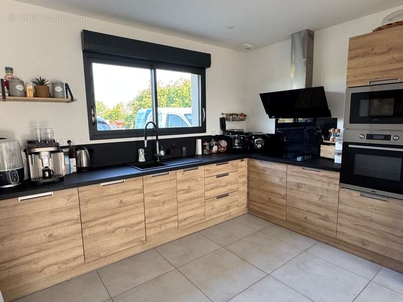 Maison à ECLARON-BRAUCOURT-SAINTE-LIVIERE