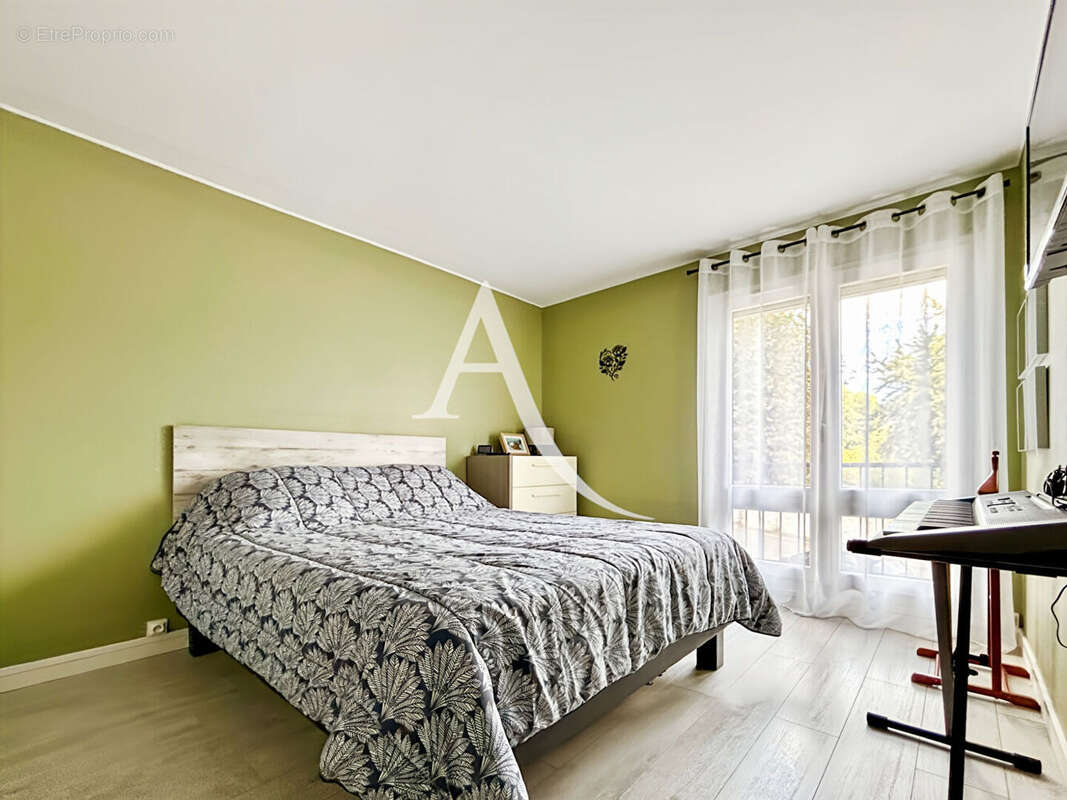 Appartement à BOIS-D'ARCY