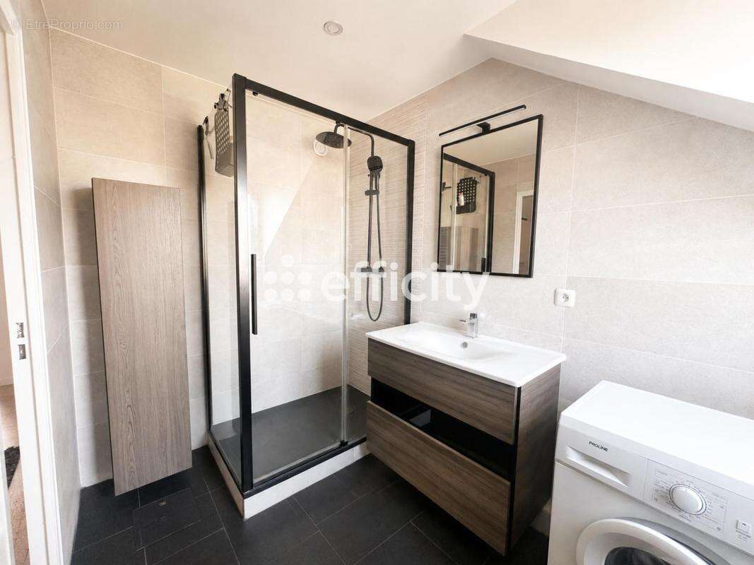 Appartement à CARRIERES-SOUS-POISSY