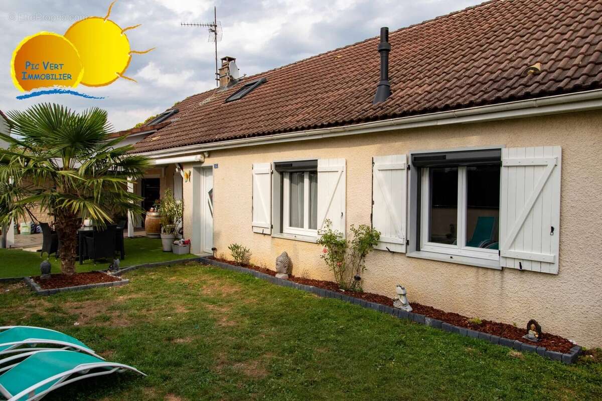 Maison à COLLONGES-LES-PREMIERES