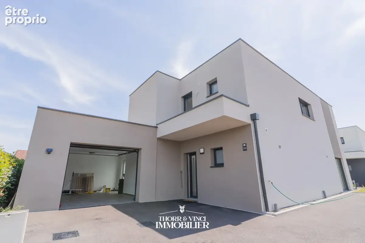 Maison 6 pièces - 132m2 - Sainte Croix en Plaine - photo 1