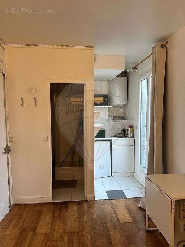 Appartement à PARIS-10E