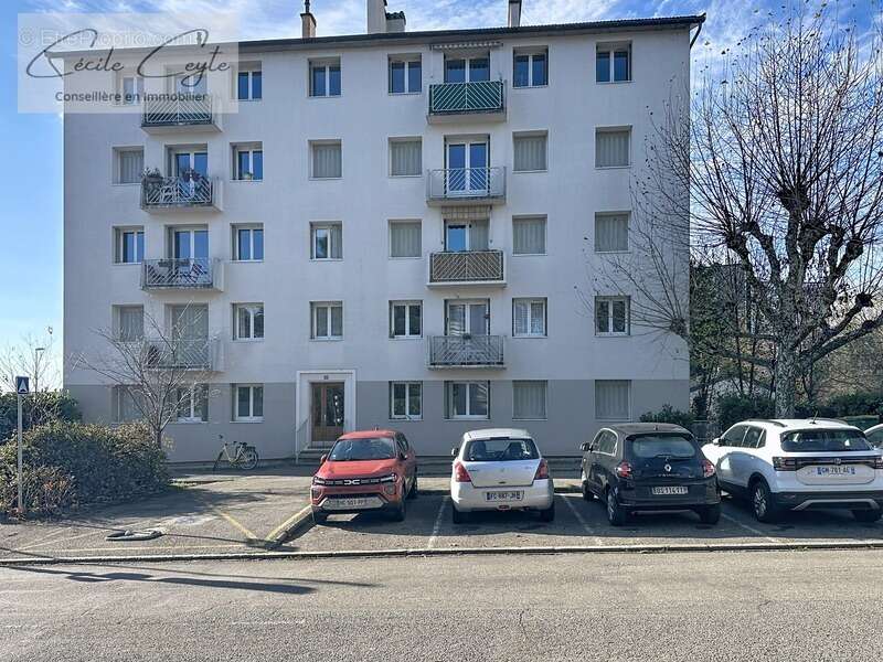 Appartement à LA TRONCHE