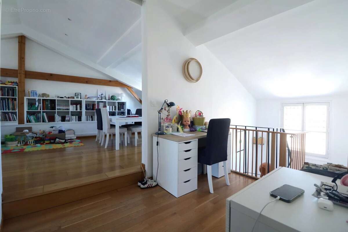 Appartement à VERSAILLES