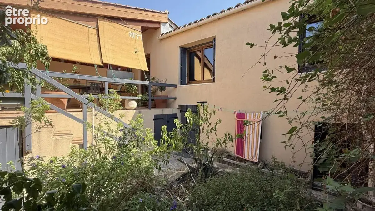 Maison à ESCALES