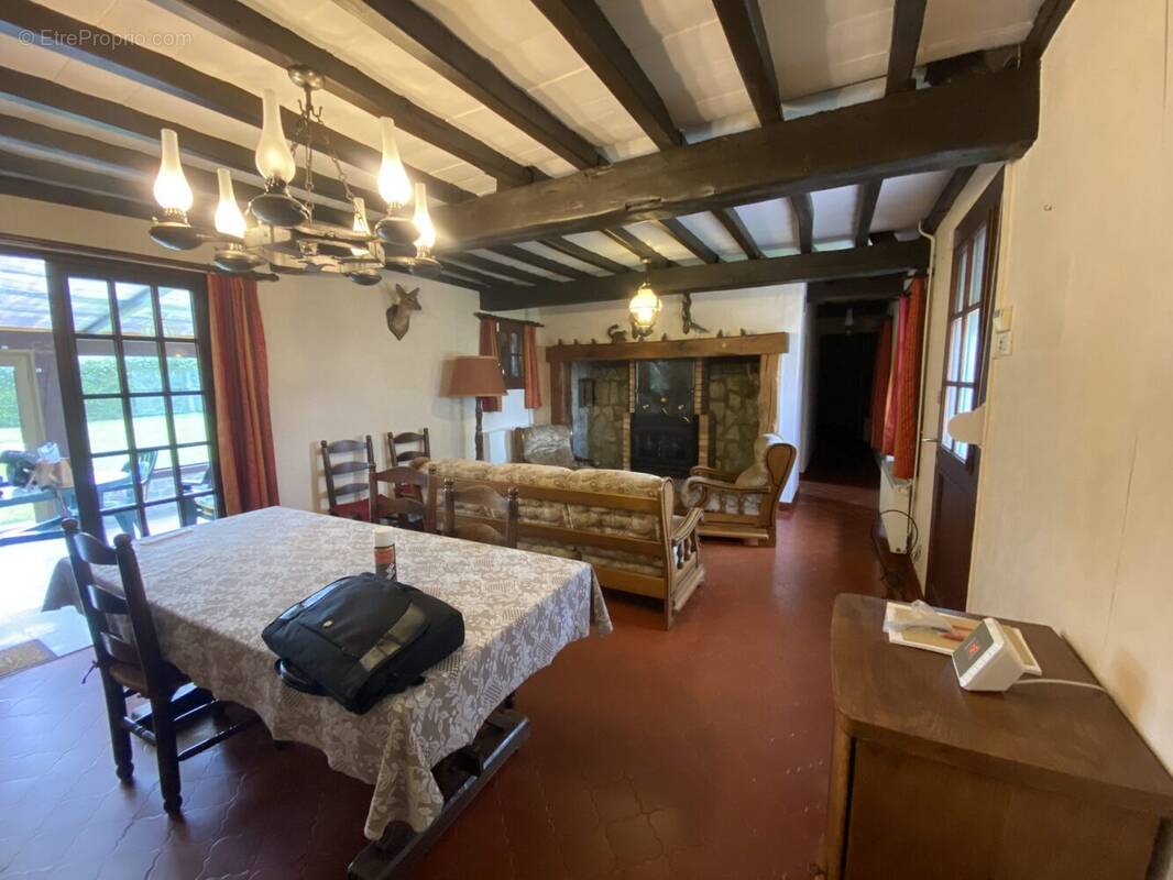 Maison à FOREST-MONTIERS