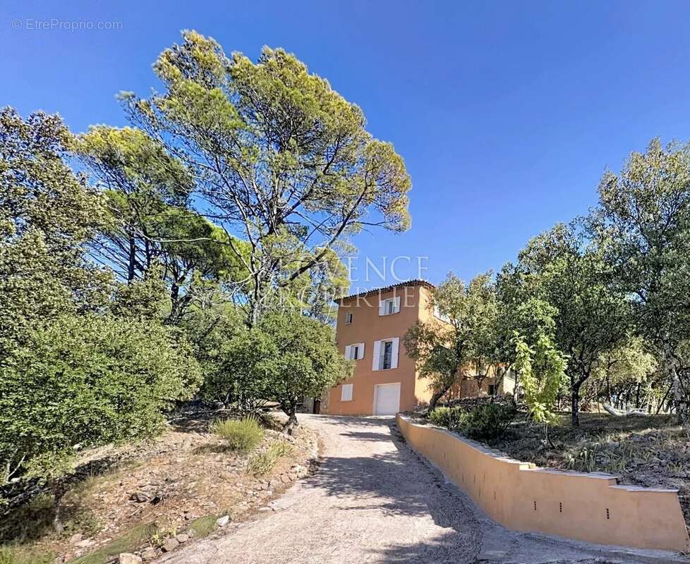 Maison à CHATEAUVERT