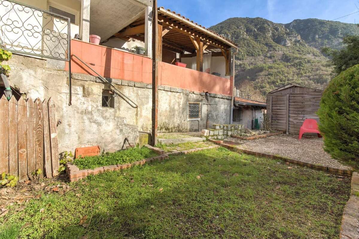 Appartement à TOURNEFORT