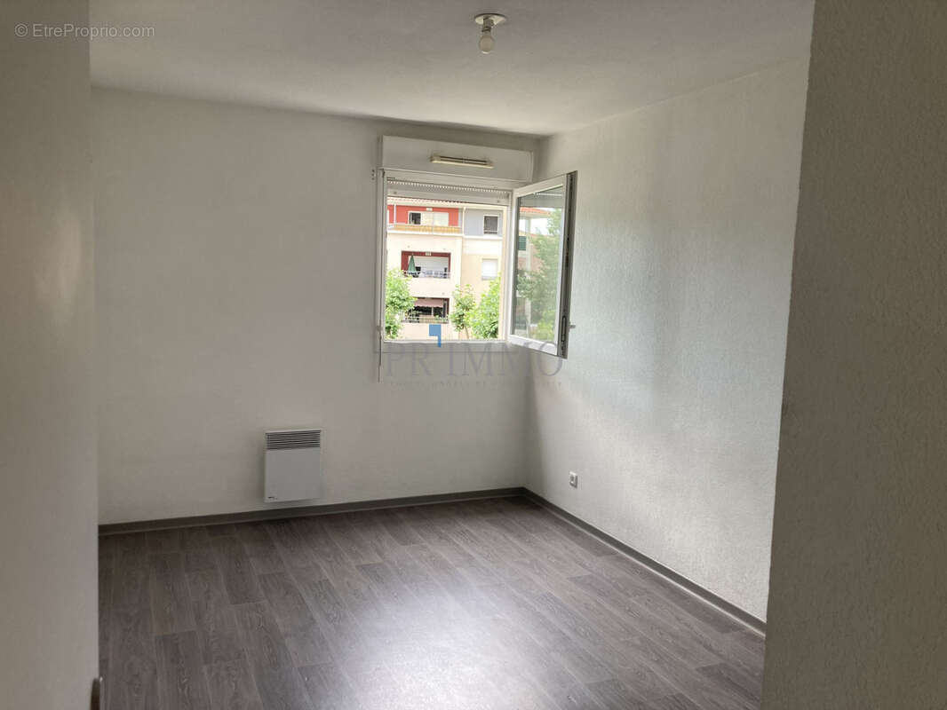 Appartement à PUGET-SUR-ARGENS