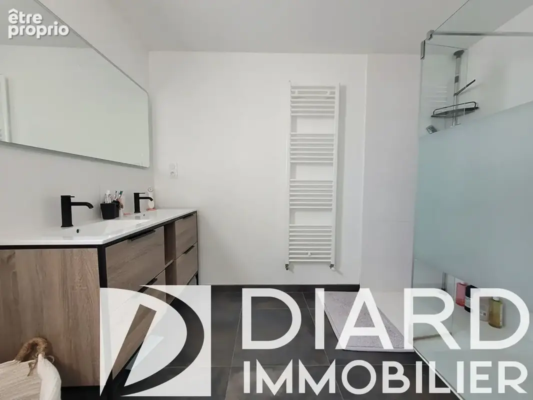 Maison récente 4 pièces à vendre à Vitré - 88,20 m² avec jardin et garage - photo 5