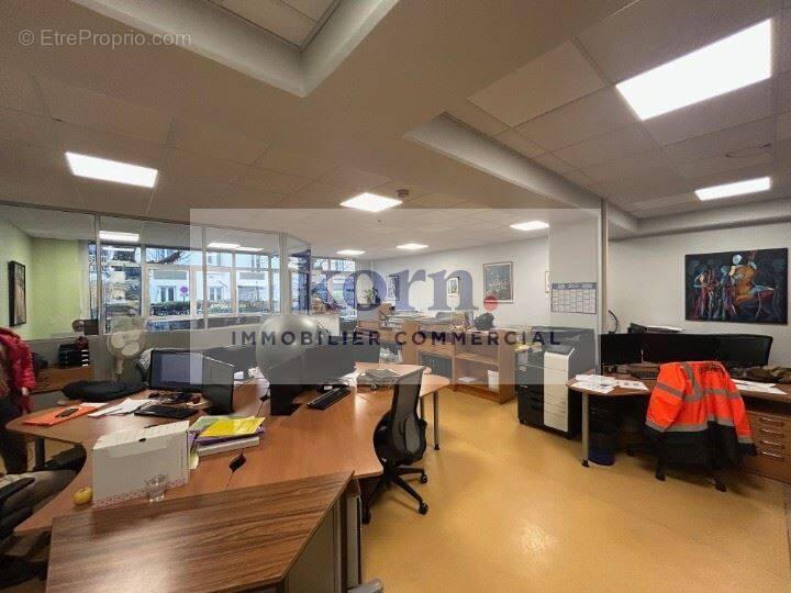 Commerce à LEVALLOIS-PERRET