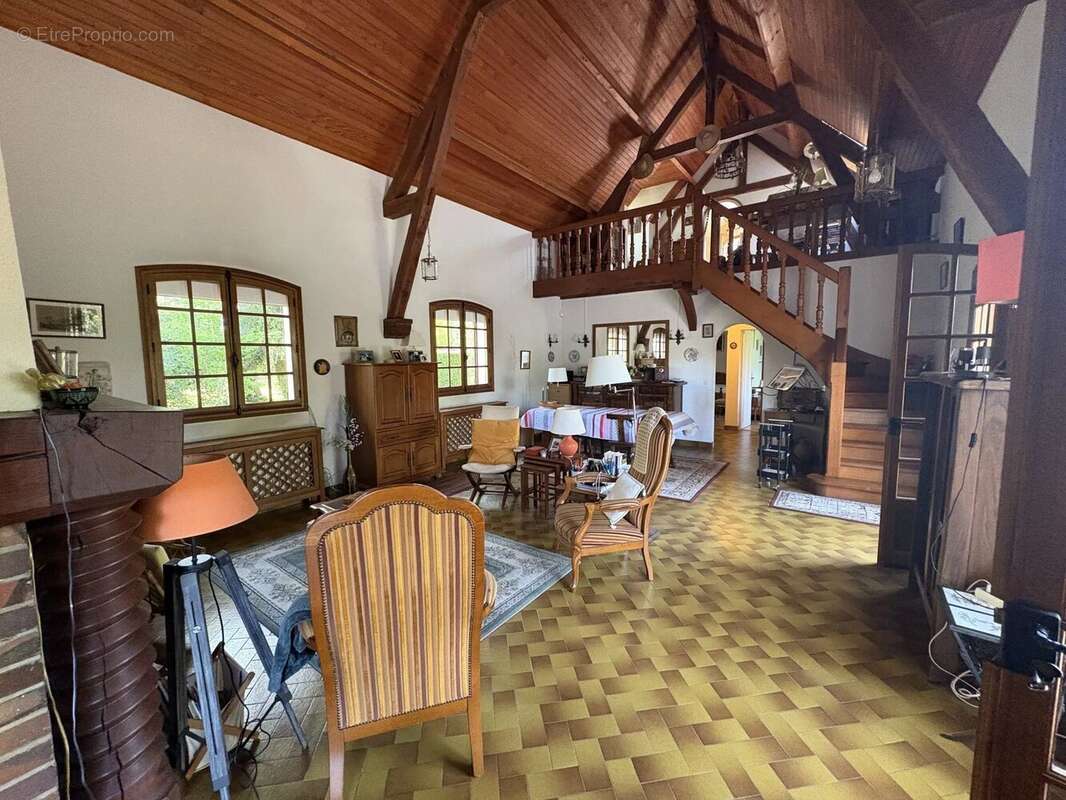 Maison à EZY-SUR-EURE