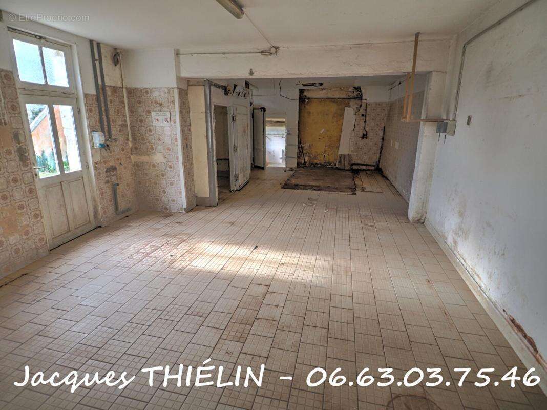 Appartement à LONGUE-JUMELLES