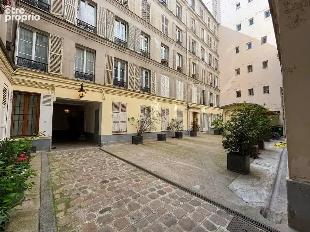2 pièces meublé – à 50 m de l’École Militaire, emplacement premium - photo 2