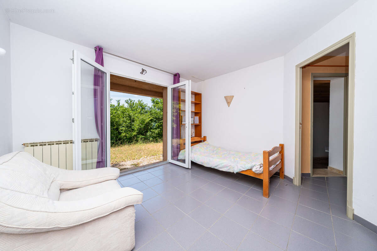 Maison à GREOLIERES