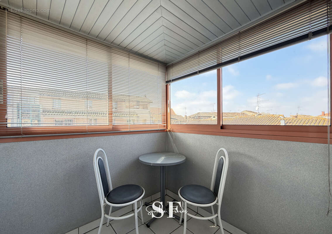 Agen hyper centre - appartement f2 spacieux avec terrasse et place de parking - photo 5
