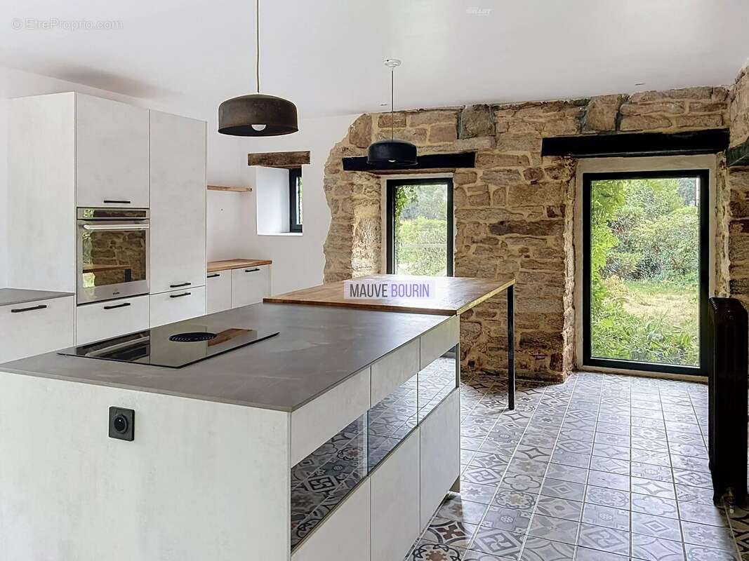 Maison 190 m² à Saint-Nolff  - photo 5