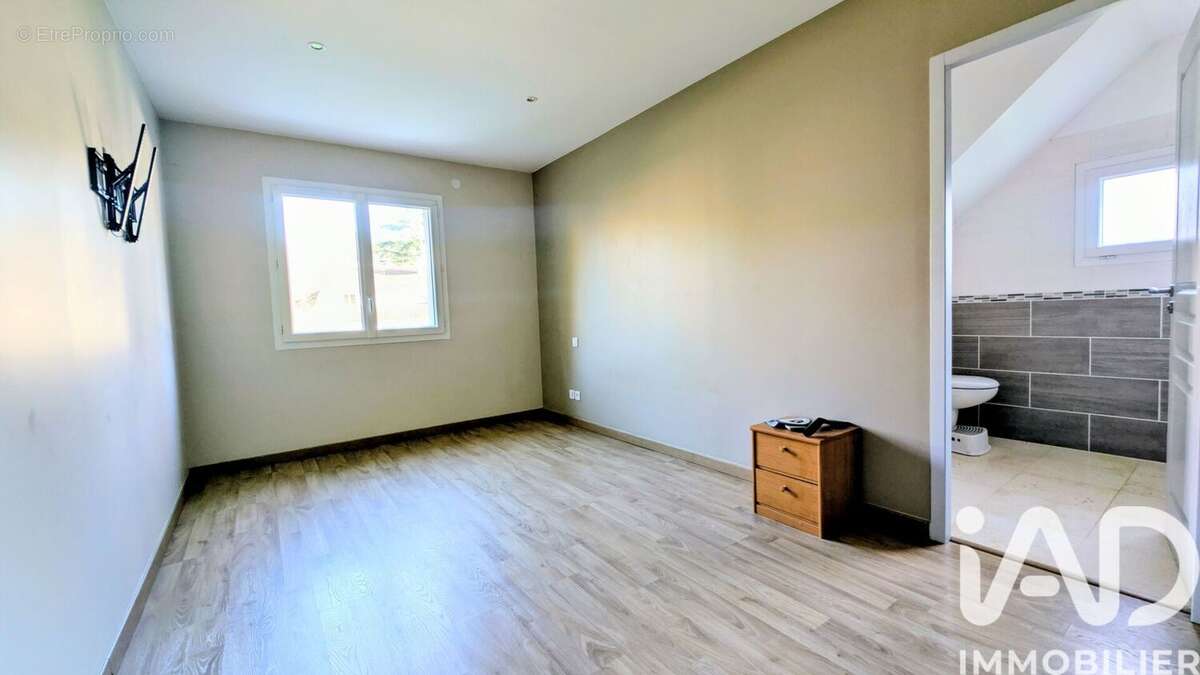 Photo 9 - Maison à SACLAS