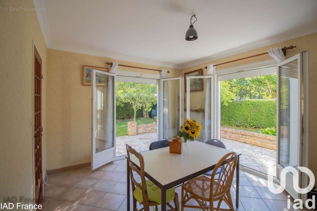 Photo 9 - Maison à ELANCOURT