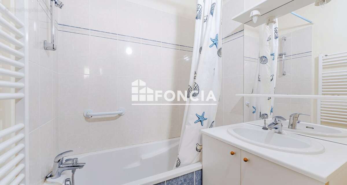 Appartement à LA RICHE