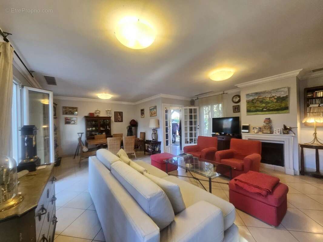 Appartement à LE CANNET