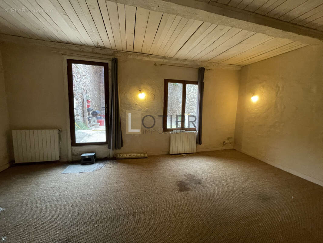 Maison à CAPENDU