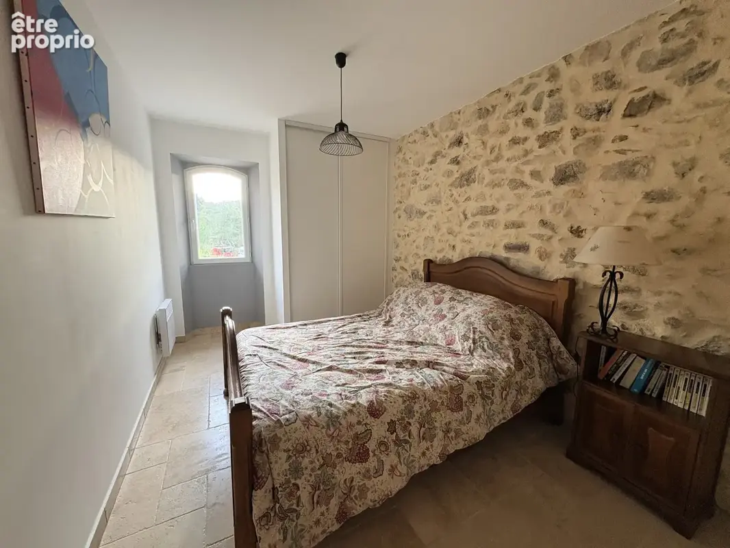 Immeuble 7 pièces de 150m2 avec garage sur 900m2 de parcelle - photo 3