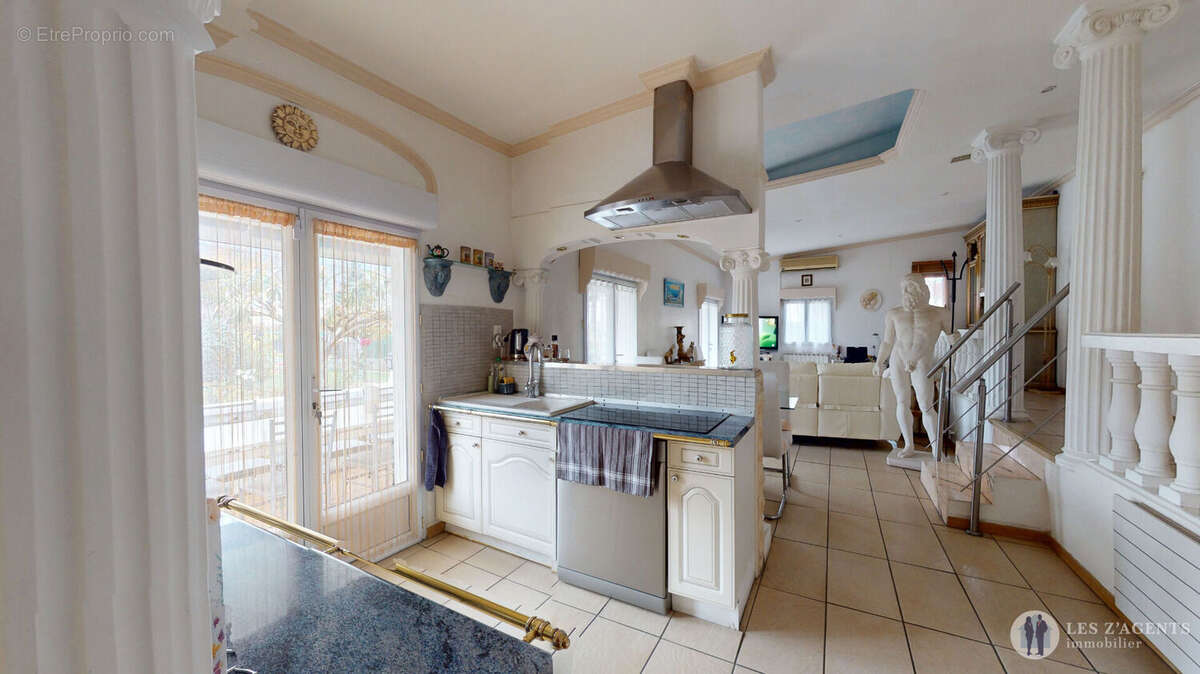 Maison à SAINT-MARTIN-D&#039;HERES