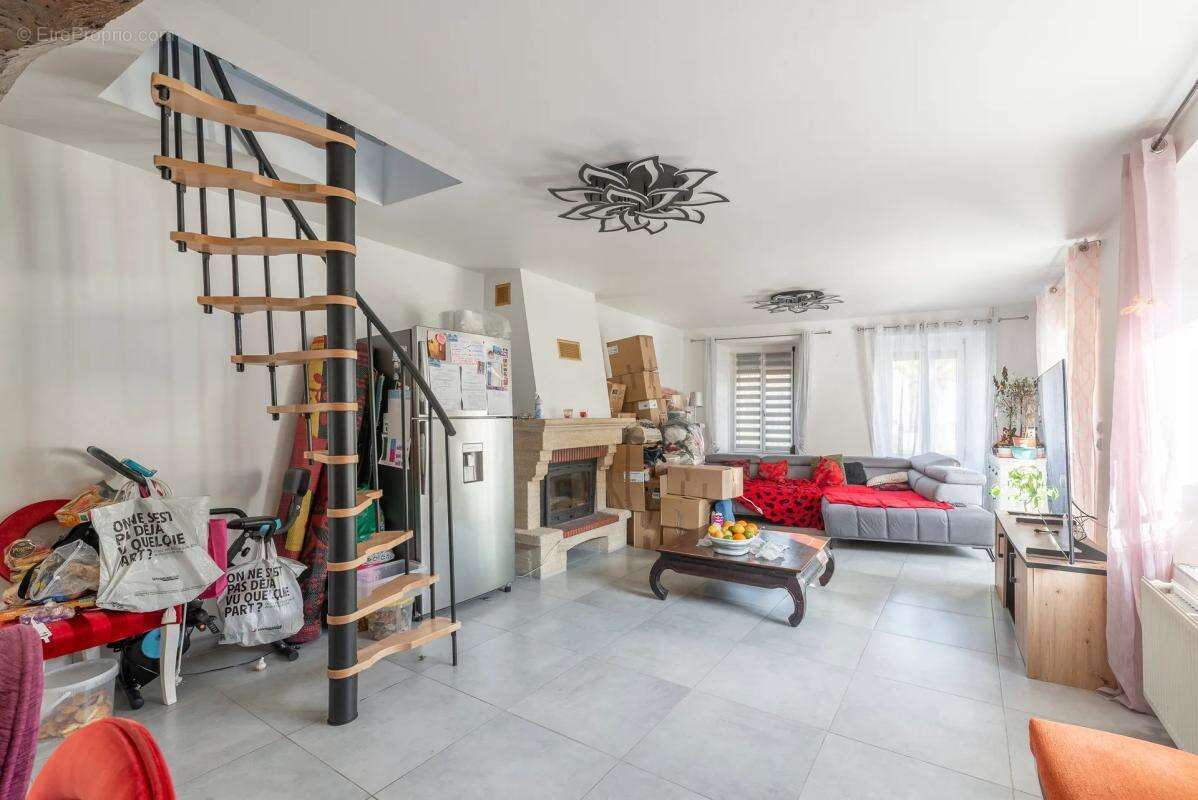 Maison à VILLENAUXE-LA-GRANDE