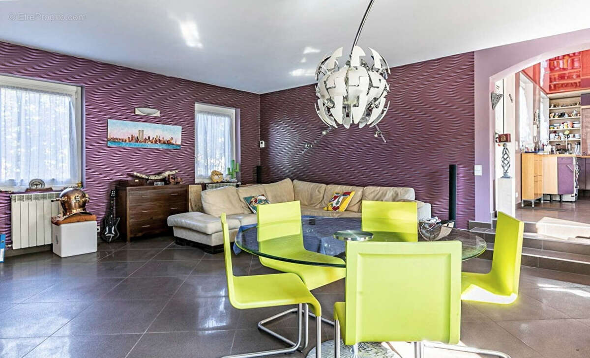 Maison à LIVRY-GARGAN