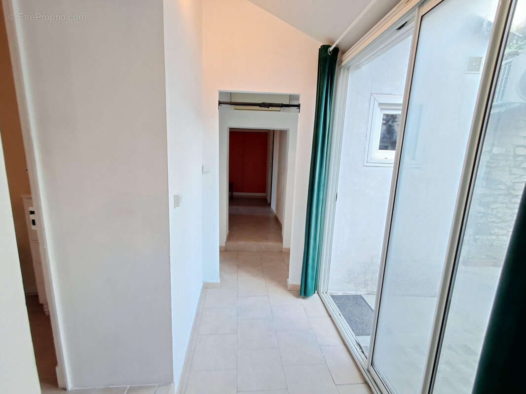 Maison à VILLEVIEILLE