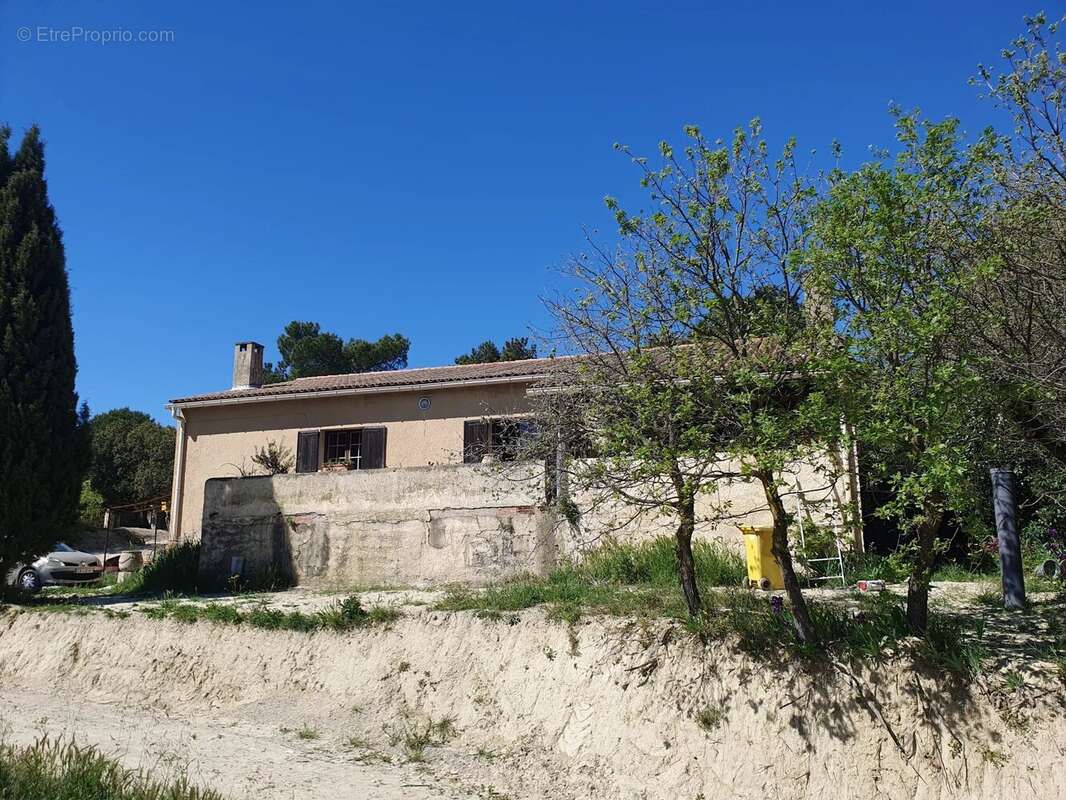 Maison à CAUMONT-SUR-DURANCE