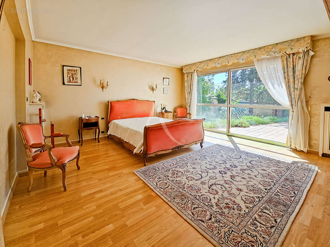 Maison à AUVERS-SUR-OISE