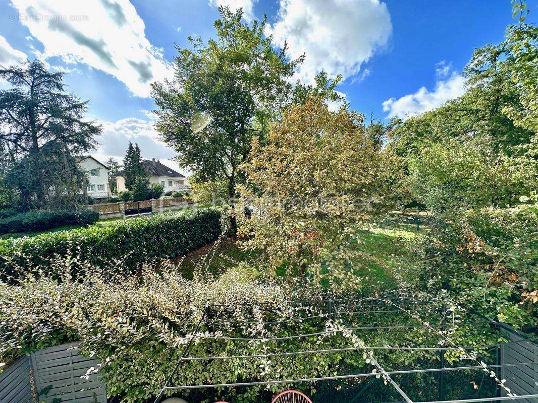 Appartement à SAINT-OUEN-L'AUMONE