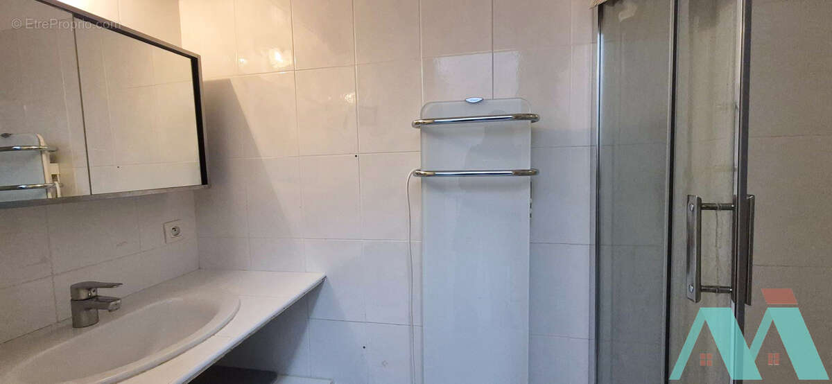 Appartement à LE CASTELLET