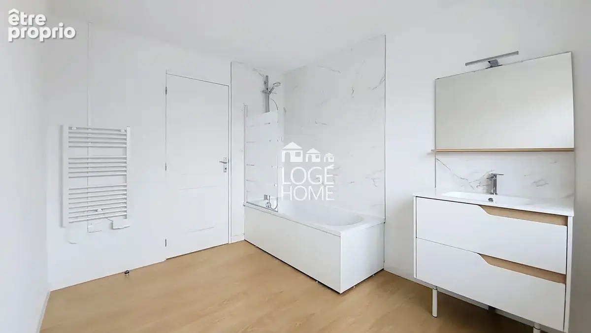 Salle de bains avec Baignoire