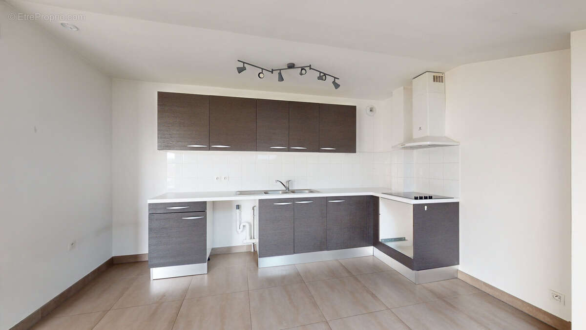 Appartement à LE PERREUX-SUR-MARNE