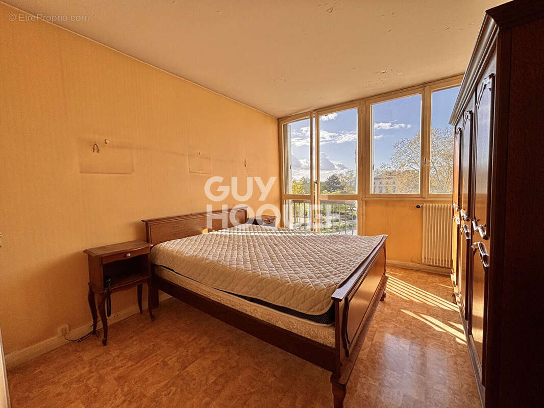 Appartement à SAINT-OUEN