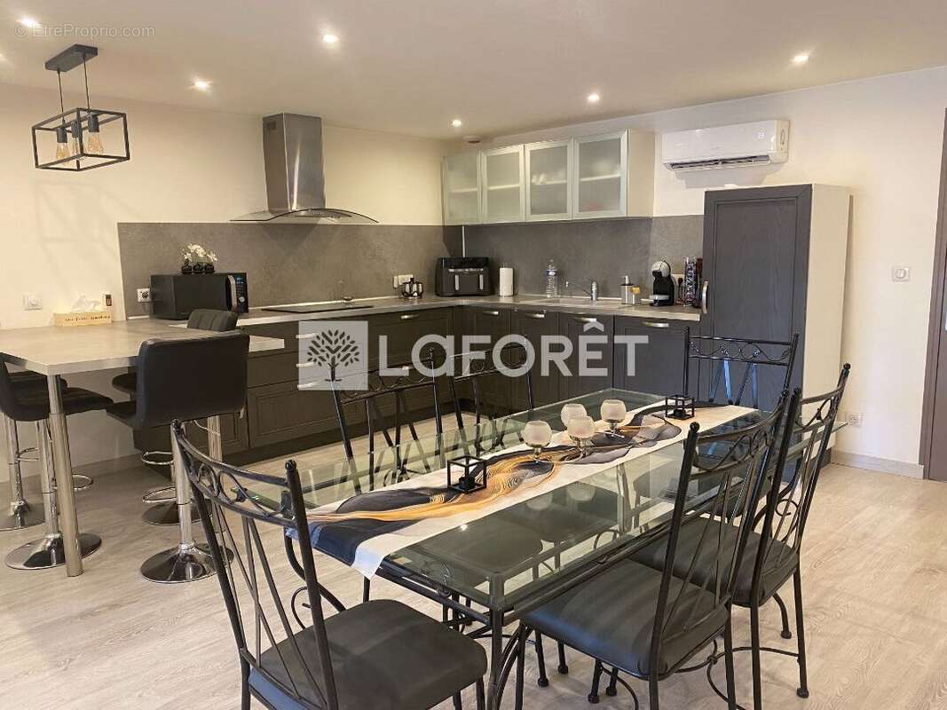 Appartement à ROSNY-SUR-SEINE