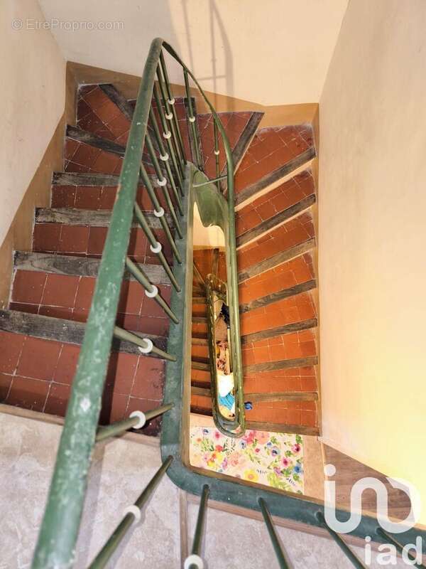 Maison 68 m² à Revest-Du-Bion  - photo 7