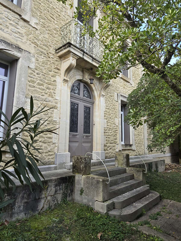 Maison à AIGUES-VIVES