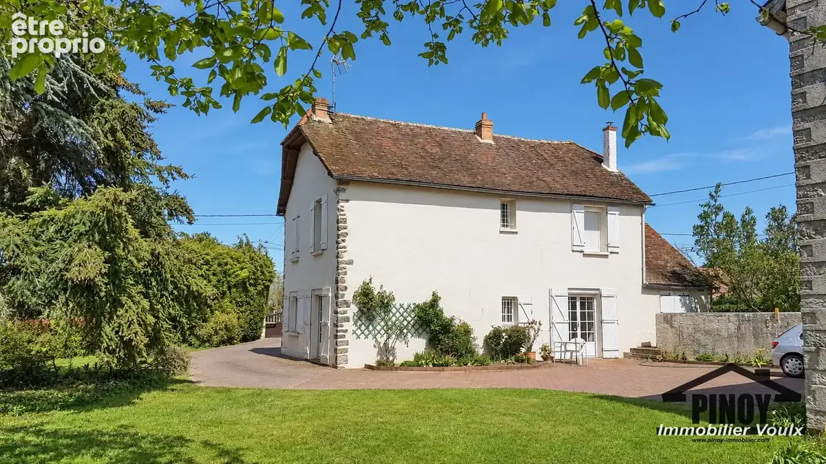 ÉGREVILLE   Maison ancienne de 134 m2 sur un jardin de 2 651 m2 - photo 2