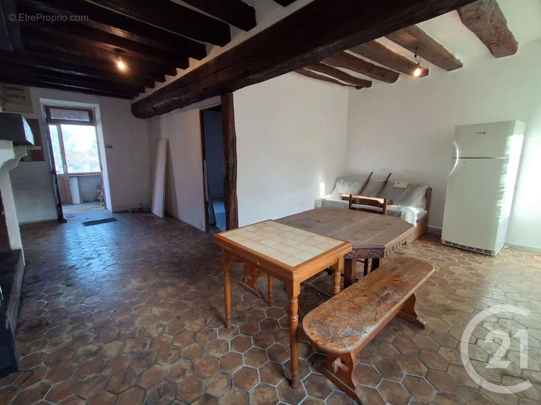 Maison à ETAIS-LA-SAUVIN