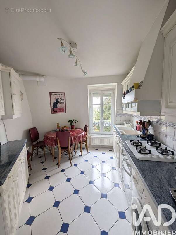 Photo 2 - Appartement à CORBEIL-ESSONNES