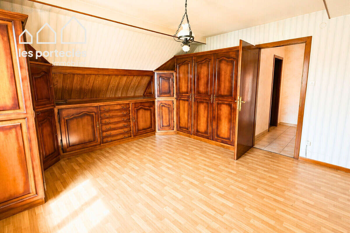 Maison à SURBOURG